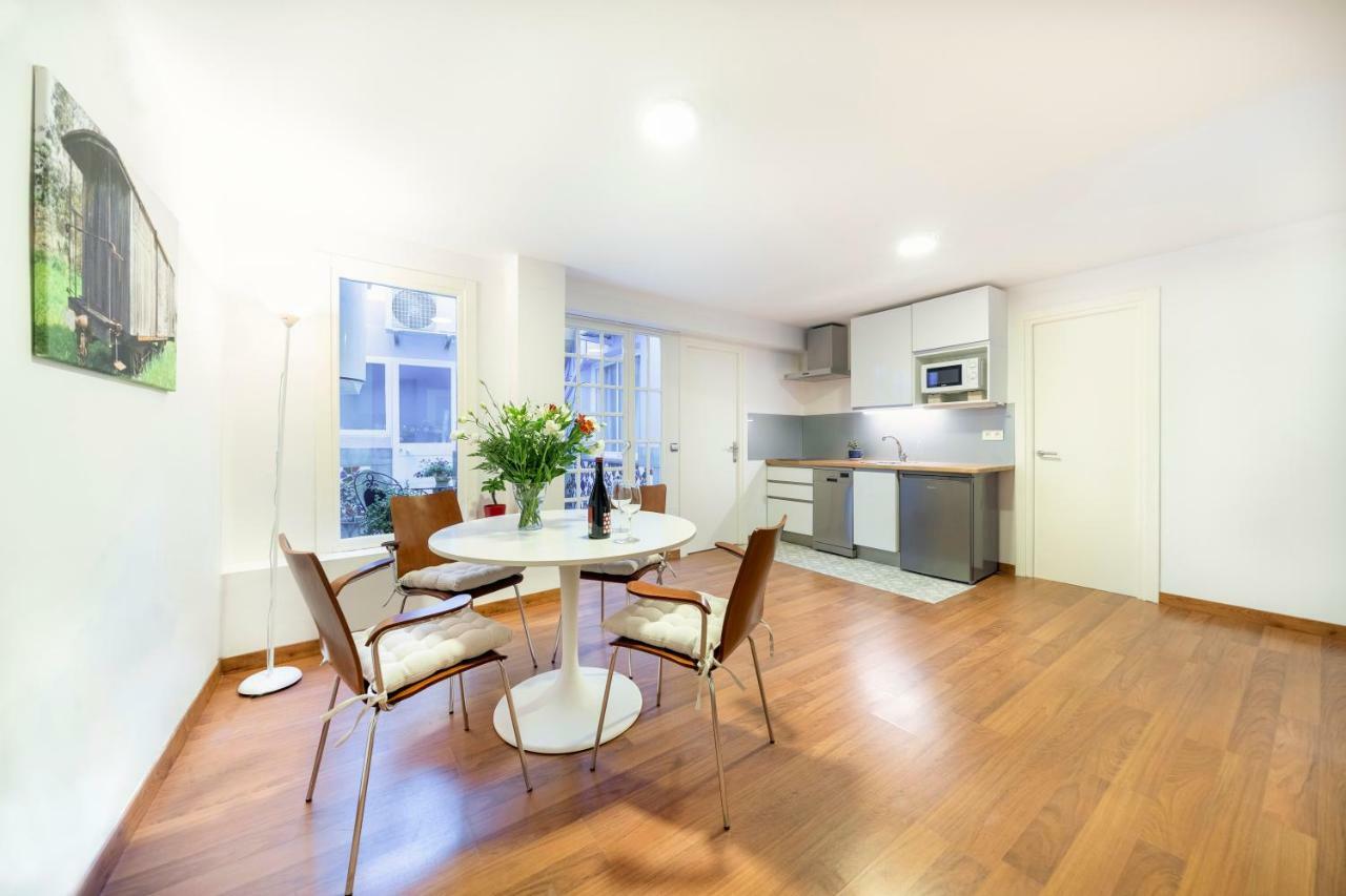 Apartamento En El Centro De ネルハ エクステリア 写真